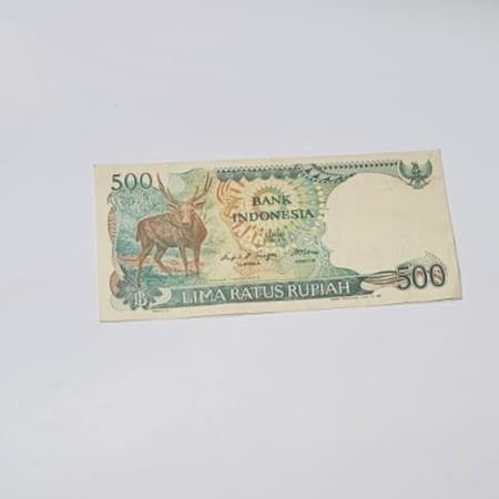 UANG KERTAS KUNO 500 RUSA TAHUN 1988 asli