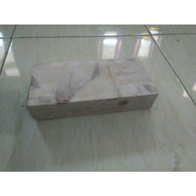 ungkal batu gunung  asli kosekan jumbo penajan p1sau gunting alat dapur gengsean batu gosok lokal