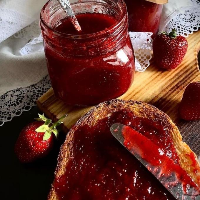 

:=:=:=:=] Strawberry Jam Homemade Pure 200 ml