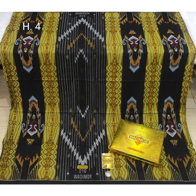 Sarung wadimor motif BHS