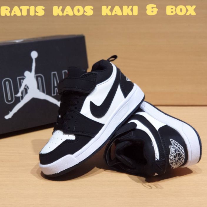 Restock SEPATU ANAK KIDS SEPATU SEKOLAH ANAK SNEAKER ANAK NIKE AIR JORDAN UNISEX COWO CEWE BLACK WHI