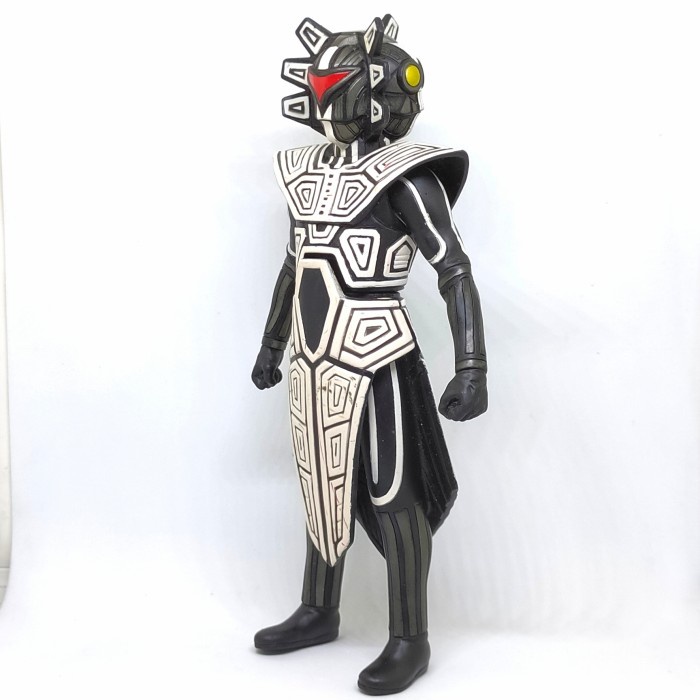 ultraman kaiju gigi action figure 17 cm ultra monster series bandai jatimulyan.seller