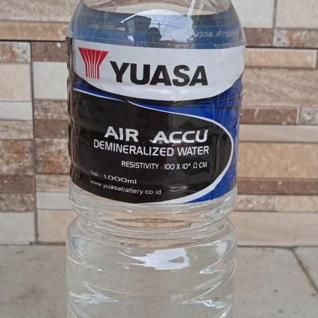 Air Accu Demineral Yuasa Original
