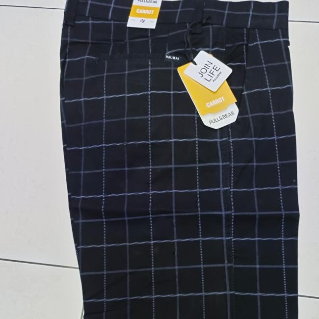 Celana Tartan Pendek Pull&Bear-Celana Chino Pendek Kotak Kotak