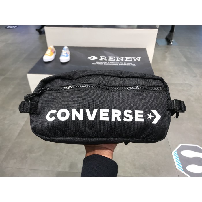 ✨Ready Tas Pinggang Selempang Pria Converse Hip Pack Black/White Original Diskon