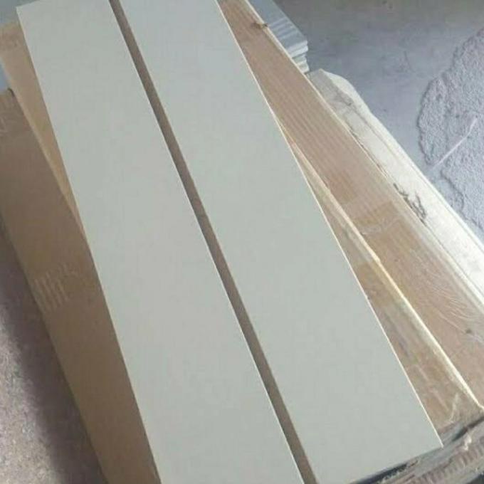 ] Lis granit cutting cream