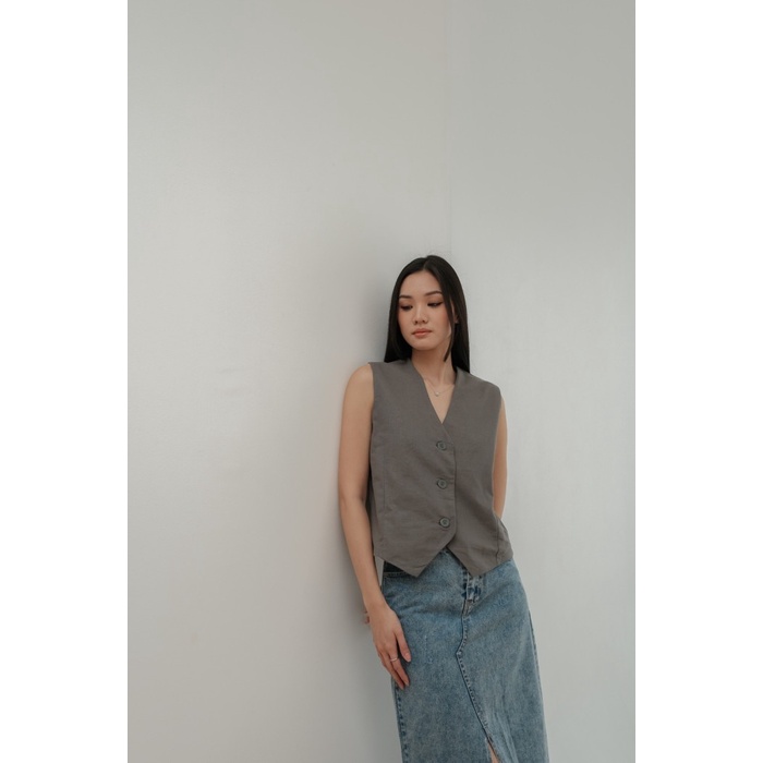 Seminggu - Yoshi Vest