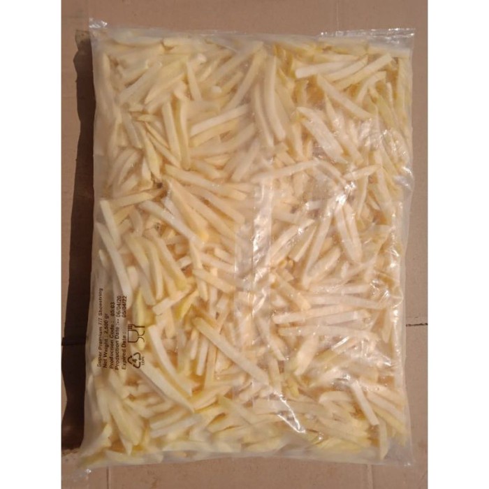 

HD Management French Fries Kentang Goreng Frozen 2kg Shoestring