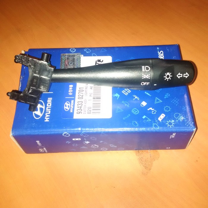 Saklar lampu / Tongkat Lampu Hyundai Atoz