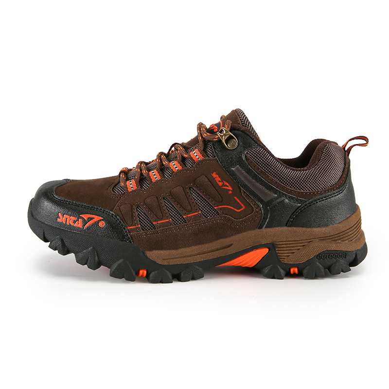 Sepatu Gunung Pendek / Hiking Shoes Low SNTA 441 Brown