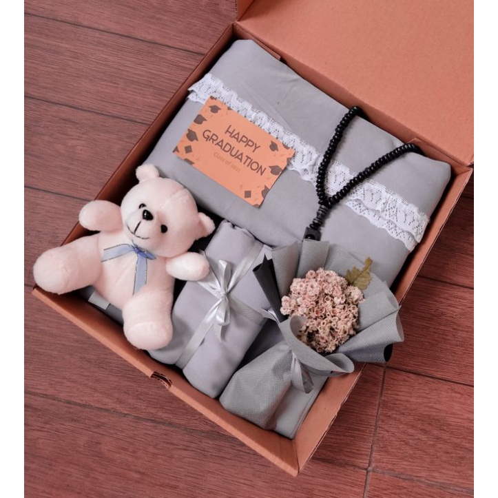 HAMPERS ULANG TAHUN CEWEK / HAMPERS MUKENA DEWASA / HAMPERS LEBARAN IDUL FITRI / HAMPERS PERNIKAHAN