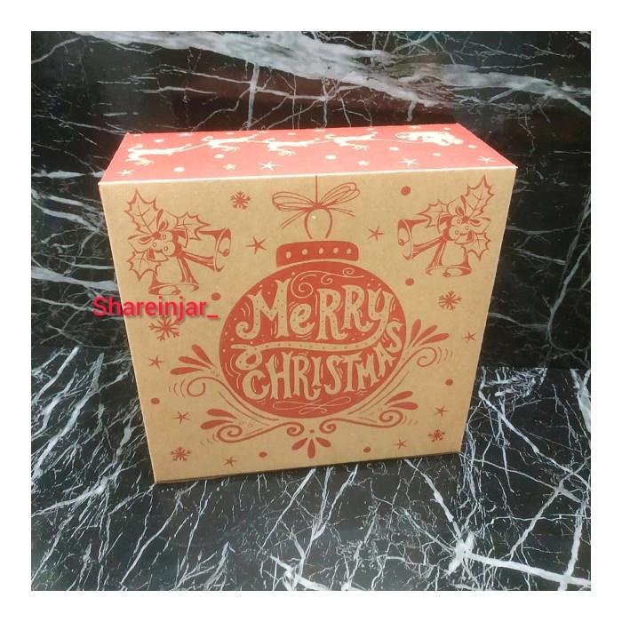 

Kotak Kue Natal Box Hampers Merry Christmas Bahan Kraft 20X20X8Cm 030