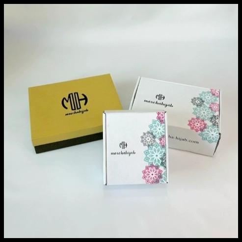 

HOT DEAL BOX HAMPERS BESAR !