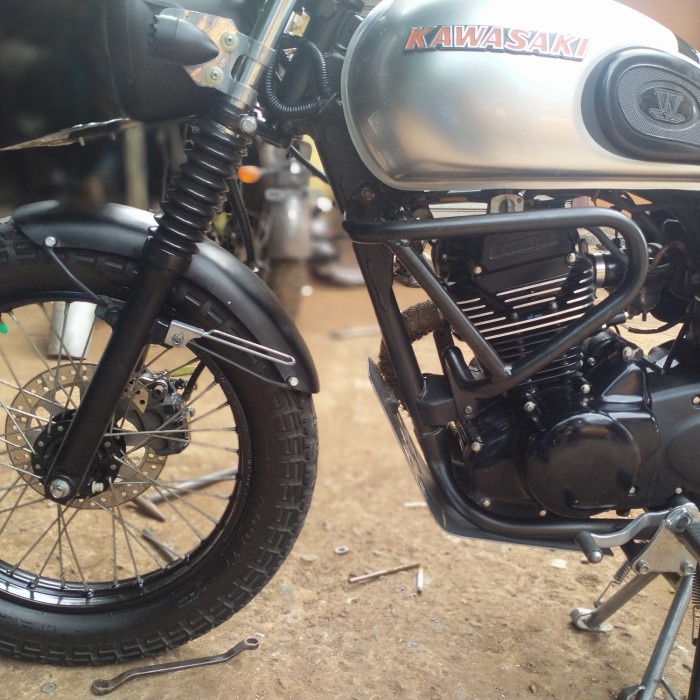 Crasbar Engine Guard Kawasaki W175 Se W175 Tr