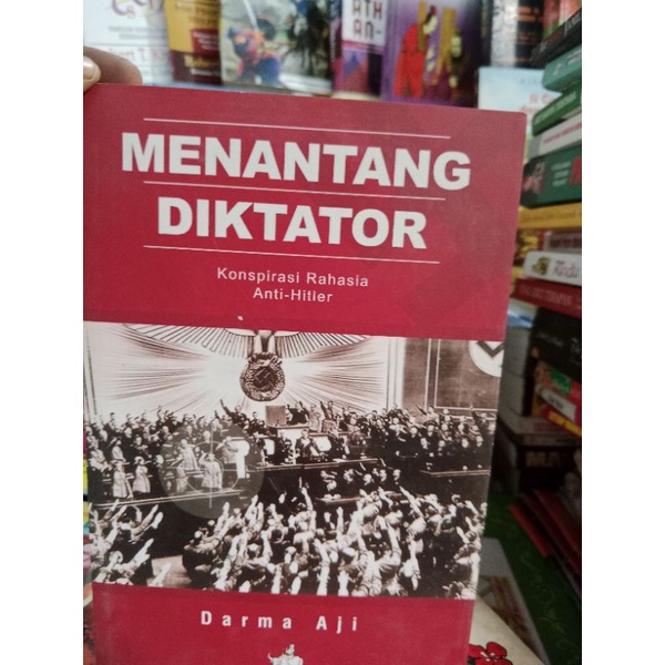 Menantang Diktator