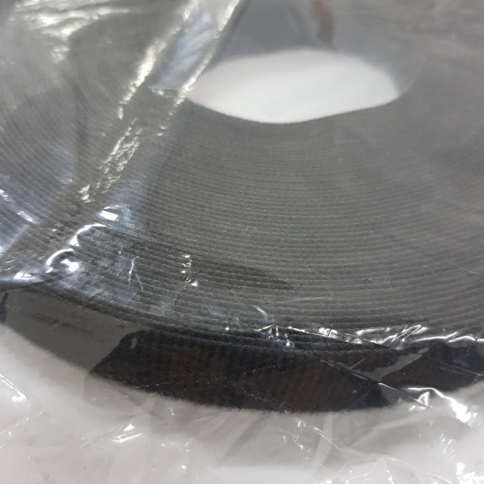 

Promo Velcro Original Lebar 20Mm Panjang 22,9 Mtr (Made In Usa) Hitam