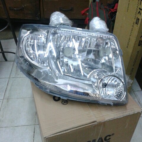 headlamp lampu depan apv arena