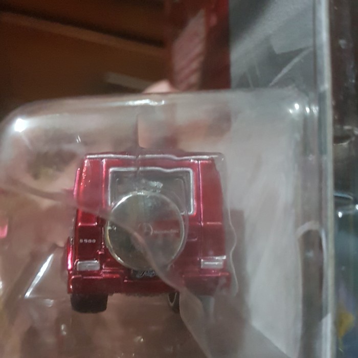 MUST HAVE MAISTO 1:64 CUSTOM SHOP MERCEDES BENZ G-CLASS MERAH TERMURAH