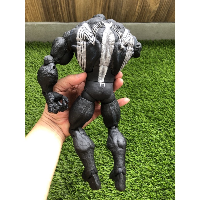 action figure venom toybiz