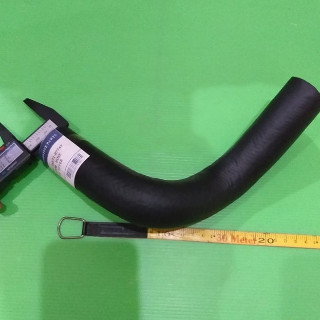 Selang Radiator Classy Bagian Atas (051123)