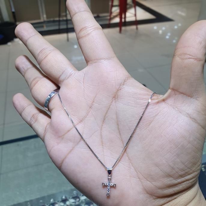 kalung salib putih emas simple