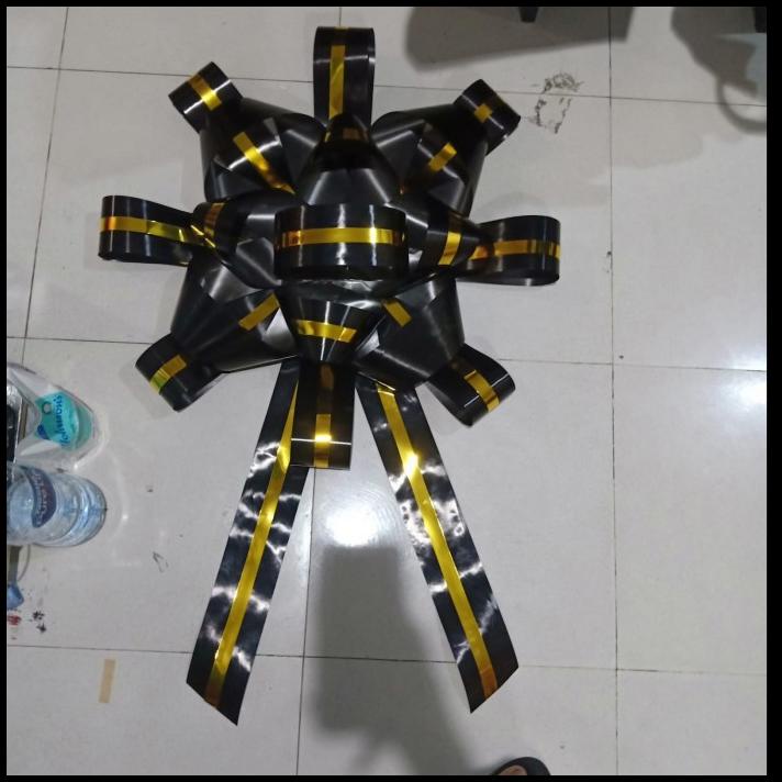 

DISKON PITA KADO BESAR LIS GOLD SILVER UNTUK HIASAN MOBIL BARU HADIAH BESAR !!!!!!