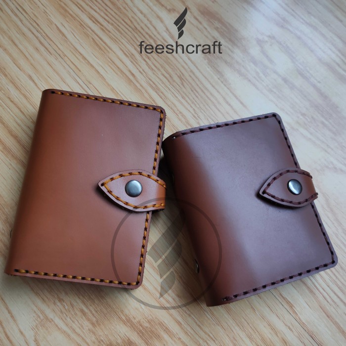 

Promo Dompet Kartu Kulit Asli Model Lipat 20 Slot Kartu Plastik