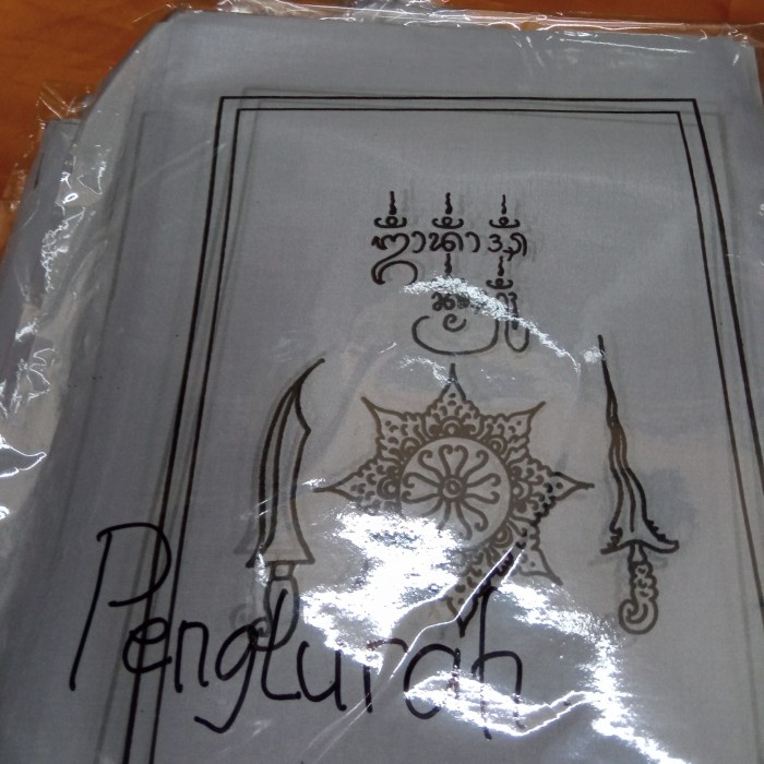 

:>:>:>:>] ulap ulap Kain bendera ider untuk Penglurah