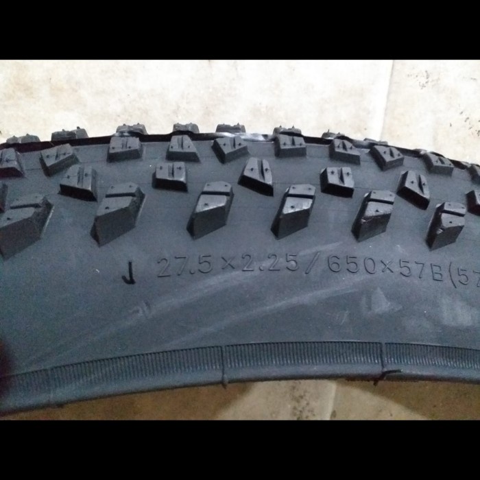 ban luar sepeda 27.5 x 2.25 deli tire lelalela8187