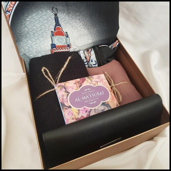 

BEST DEAL KADO ULANG TAHUN CEWEK HIJAB VINTAGE BOX PAKET 7 BY HAPUNNI !!!