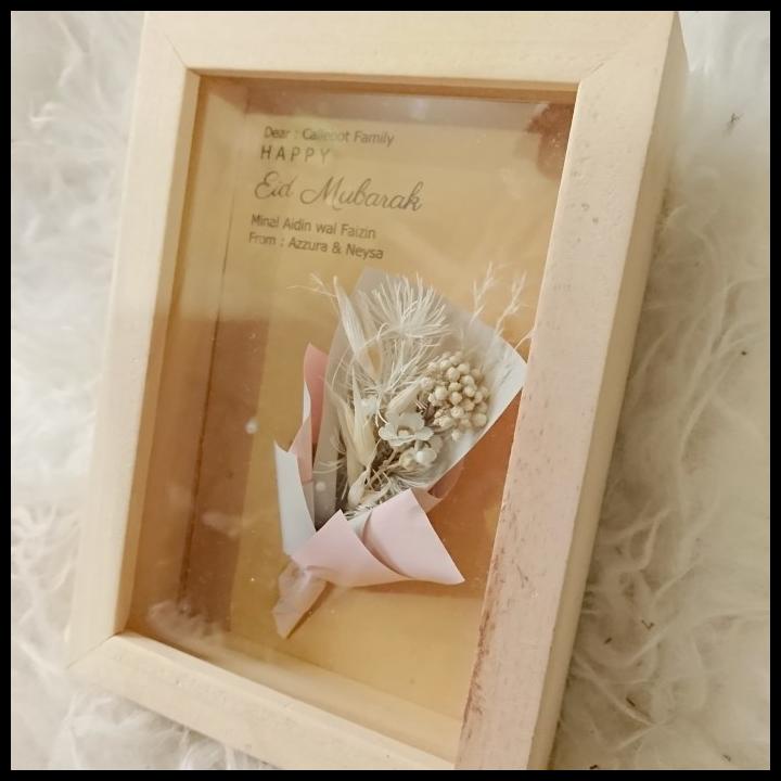 

DISKON DRIED FLOWER IN THE WOOD BOX KADO UCAPAN LEBARAN KOTAK KACA !!