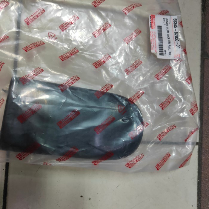 Cover Pintu Sliding Original Daihatsu Luxio Ready
