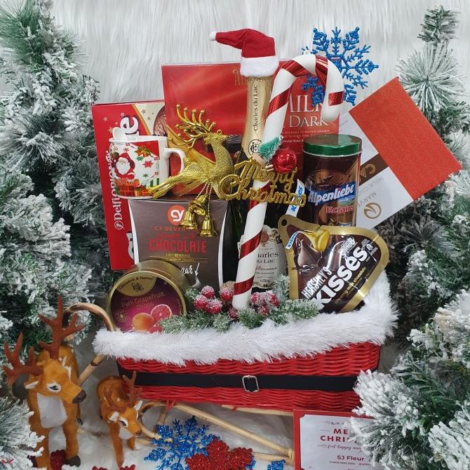 

Paket Dekorasi Hampers Natal Christmas Parcel Hadiah Kue Kering 150