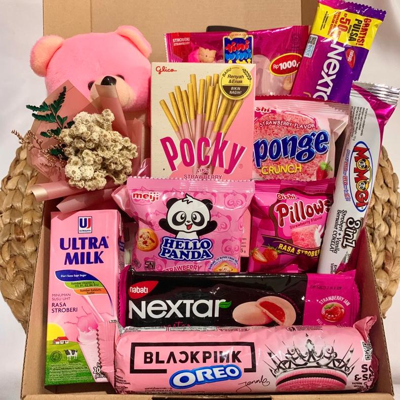 

LARIS HAMPERS / GIFT BOX / SNACK BOX / KADO ULANG TAHUN / VALENTINE / ANNIVERSARY - parcel lebaran parcel idul fitri parcel idulfitri pink MURAH