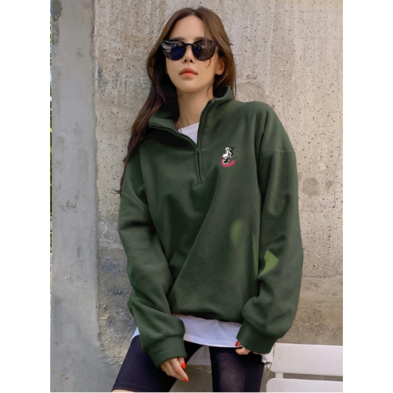 Sweatshirt Half Zip Wolfie Cream / Half Zipper Sweatshirt / Sweater High Ne Pria / Crewne Kerah