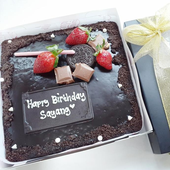 

Big Sale Kue Ultah/Brownies Kukus/Birthday Cake/Brownies/Kue Ulang Tahun Limited Edition