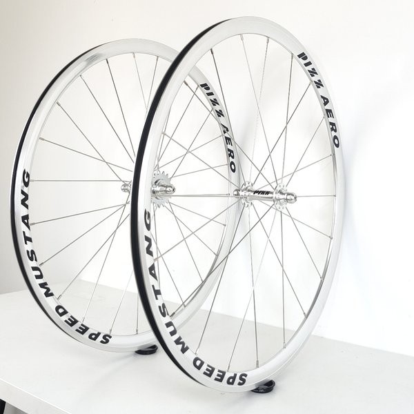 Promo Pizz Aero Speed Mustang Wheelset 20H 24H Silver Polished