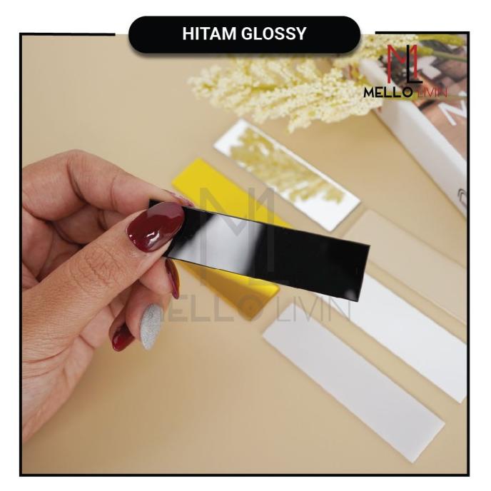 

BAHAN NAMA DADA AKRILIK POLOS NAME TAG ACRYLIC 8x2cm