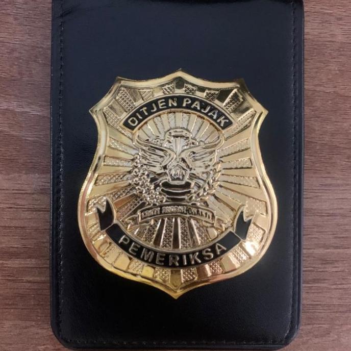 

Name tag holder Pemeriksa Pajak DJP (Kuli asli)