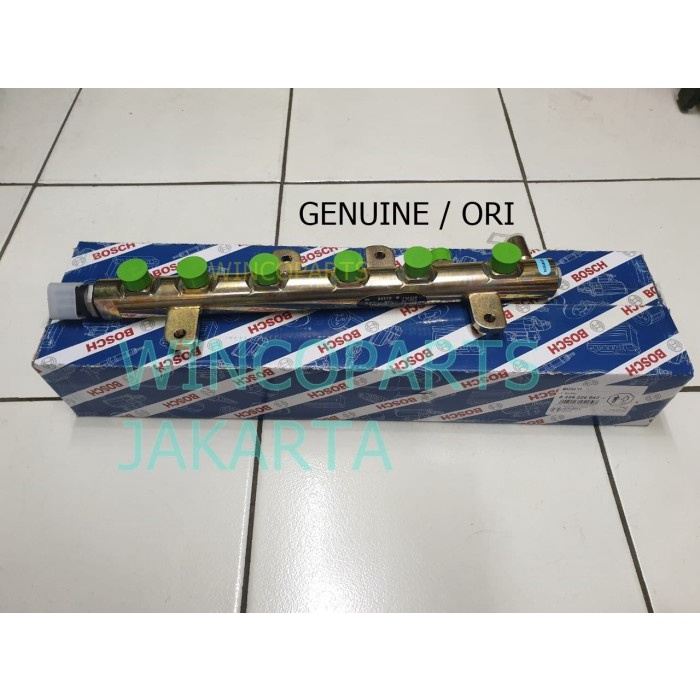 COMMON RAIL ASSY PC200-8 6754-71-1210 / 6754711210