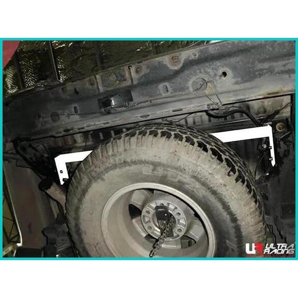 Aksesoris/ Rear Torsion / Stabiliser ULTRA RACING Ford Ranger '02+ 16n