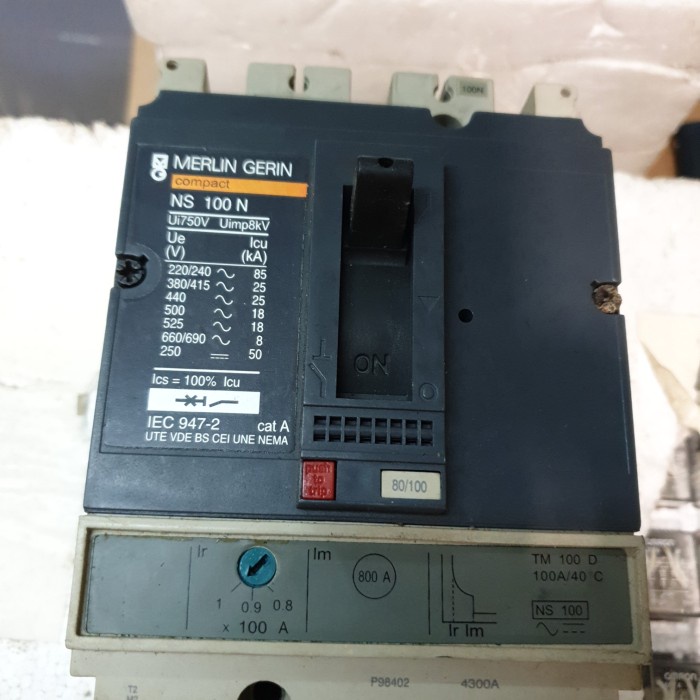 [New] Mccb Ns100N Ns 100 N Merlin Gerin 3P 100A Mg Terbaru