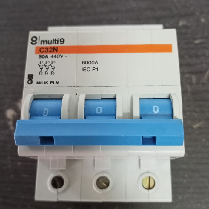 [New] Mcb Multi9 Merlin Gerin 3Phase 50A Ori Terbatas