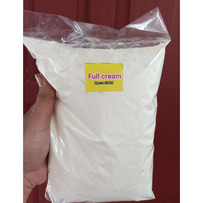 

Kekinian - SUSU FULLCREAM UK 1KG