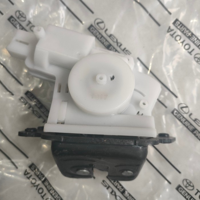 ✅Ori Doorlock Pintu Bagasi Innova Reborn Original Limited