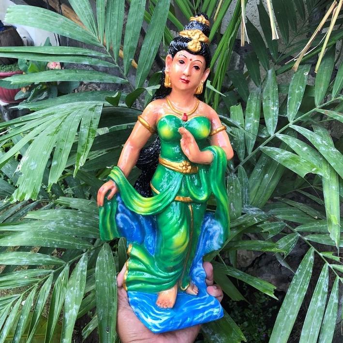 Patung Kanjeng Ratu Kidul / Kanjeng ratu pantai selatan