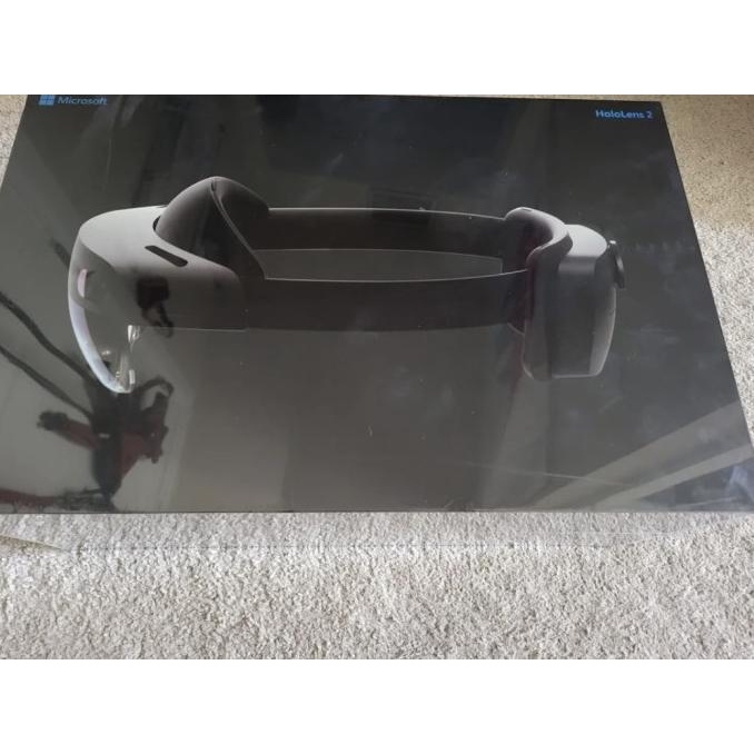 MICROSOFT HOLOLENS 2 VR SEALED BRAND NEW