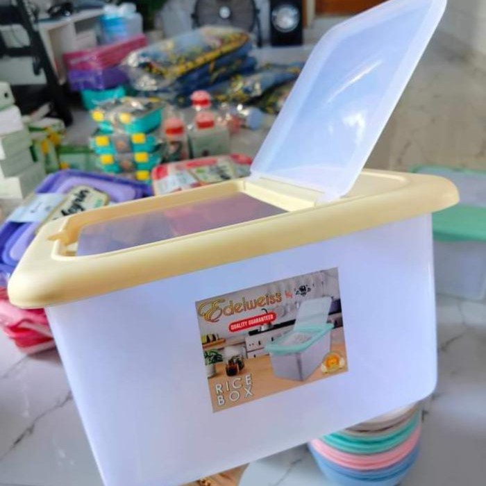 

Rice 10 Kg / Tempat / Container