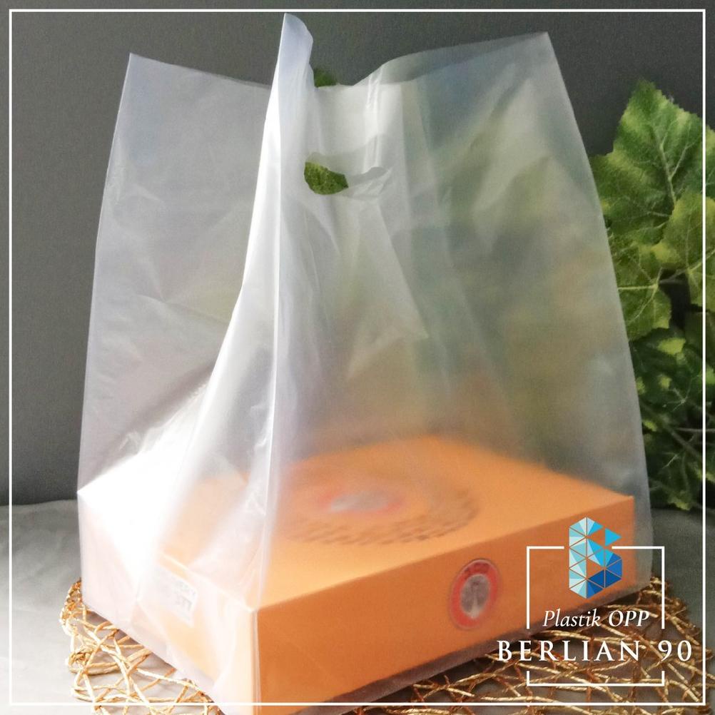 

Terbaru! PLASTIK HD BOX / PLASTIK BENING KEMASAN BUNGKUS DONAT 6 PCS Isi 50 Lembar TEBAL DAN TER