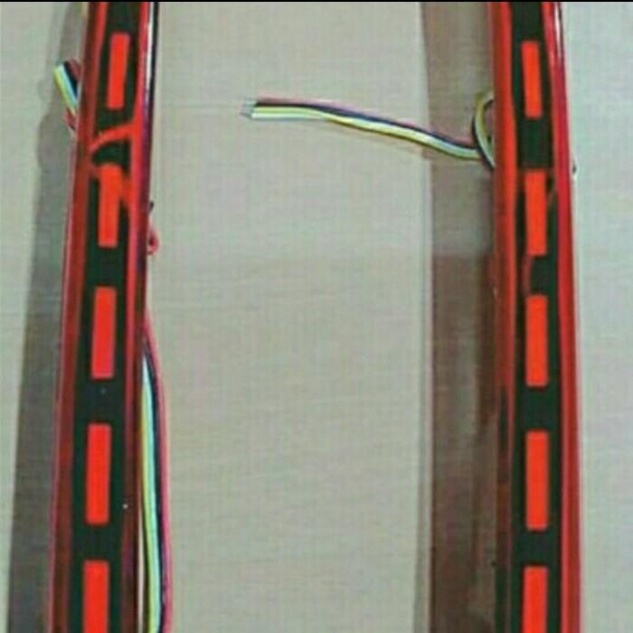 LAMPU LED REFLEKTOR BUMPER BELAKANG MOBIL AVANZA 2019-2021